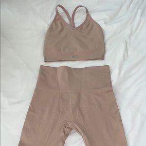 SET ACTIVE workout set, size XS/S IN Light pink